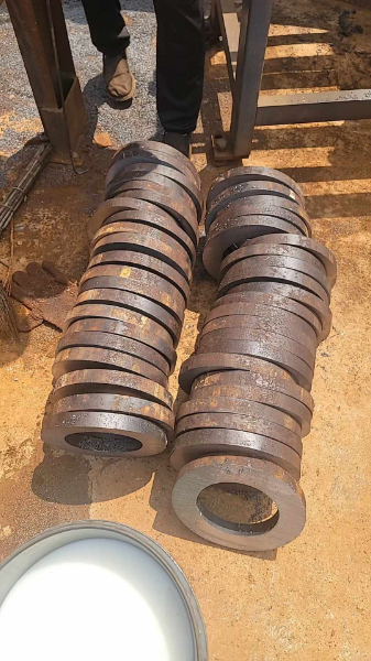 12cr1movG無縫鋼管 27SiMn高壓大小口徑厚薄壁無縫鋼管切割定尺